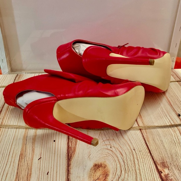 Brand new, never worn JustFab heels, size 8.5 - Picture 3 of 4